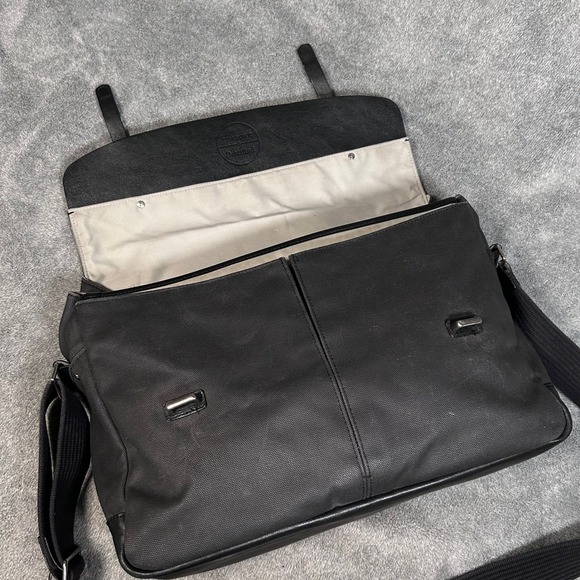 Timbuk2 Proof Messenger Bag 10-12L Waxed Canvas Leather Laptop Shoulder Black - Picture 13 of 16